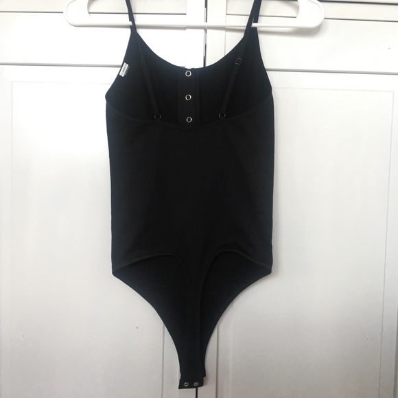 Tank Top Bodysuit✨ - Picture 4 of 6